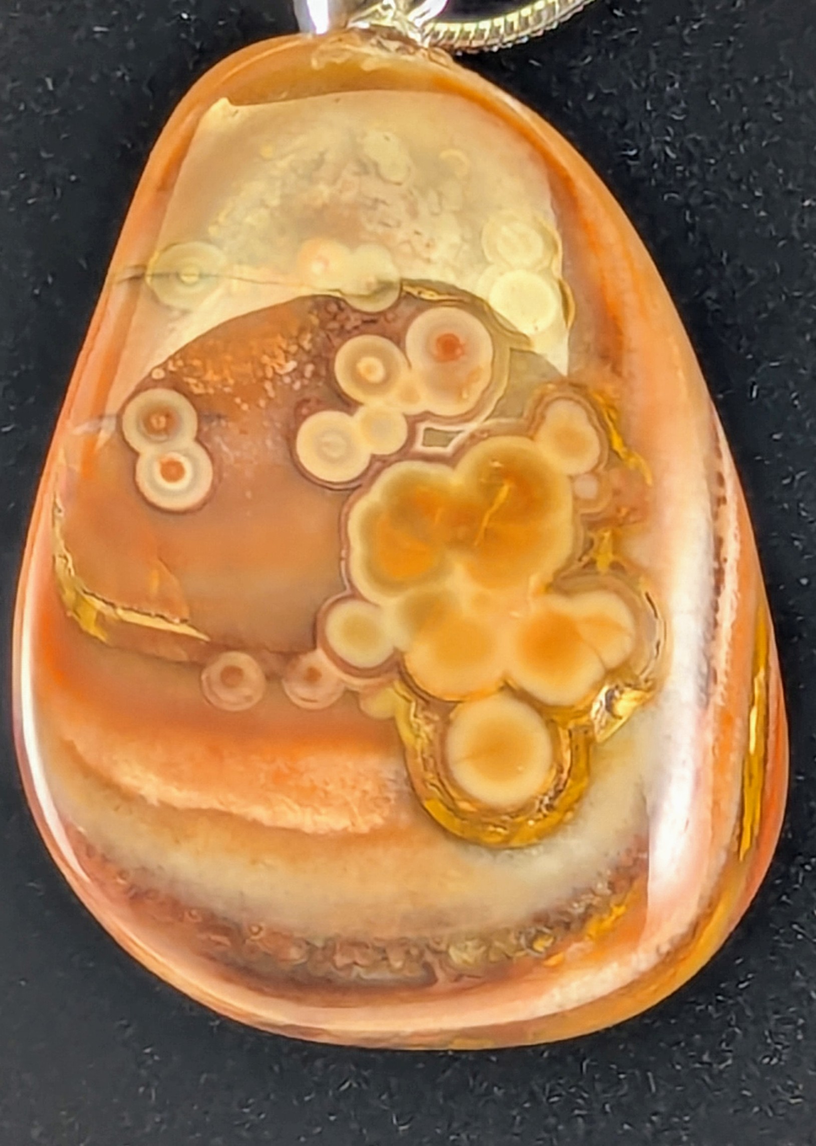 Tumbled Bahia Eye Agate Pendant 